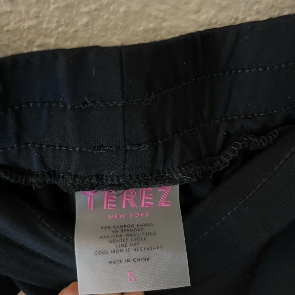 TEREZ Cozy Bamboo Sweatshirt & Jogger Set Black Size S Athleisure Loungewear - Picture 8 of 9